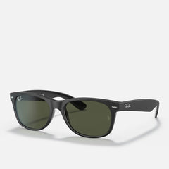 Ray-Ban New Wayfarer Rubber Black Black Green